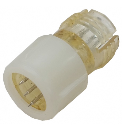 CONECTOR RECTO DE 3 PIN PARA TUBOS DE LED Y TUBOS DE LUZ LED NAVIDEÑOS CON 1 ROSCA.