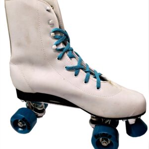 PATIN BOTA BLANCA DE 4 RUEDAS. TALLA 42. DOS MODELOS DISTINTOS. CODIMEX.