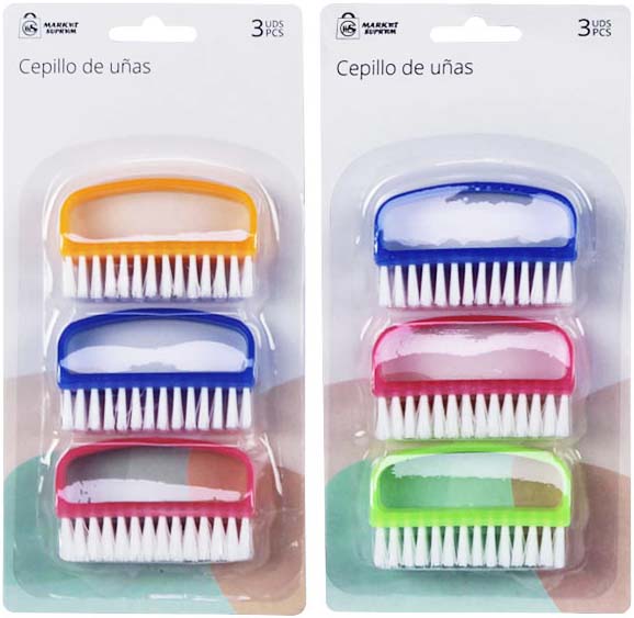 CEPILLO DE UÑAS DE 7CM. EN SET DE 3 UNIDADES. DE MARKET SUPREM A6485. PRECIO POR SET.
